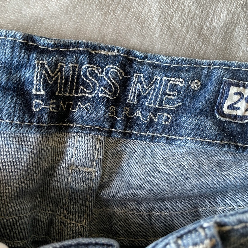 Miss Me Jeans - Picture 5 of 9